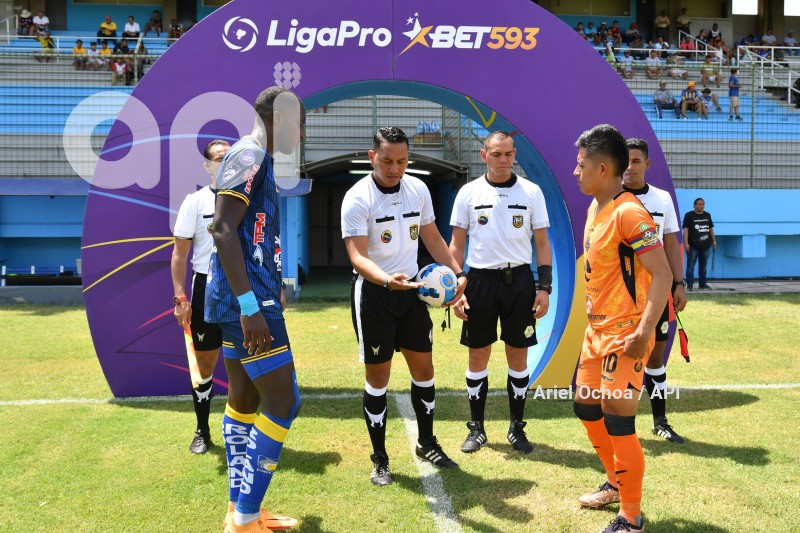 FBL-LIGAPRO-DELFIN-LIBERTAD