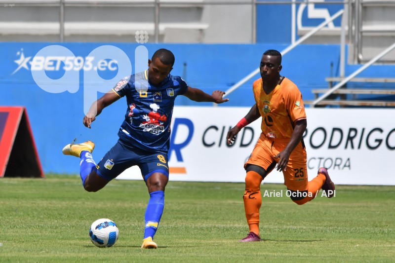 FBL-LIGAPRO-DELFIN-LIBERTAD