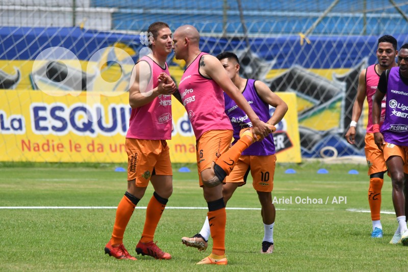 FBL-LIGAPRO-DELFIN-LIBERTAD