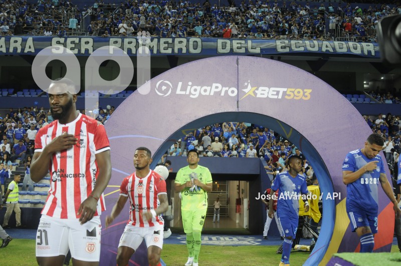FBL-LIGAPROBET593-EMELEC-TECNICOUNIVERSITARIO