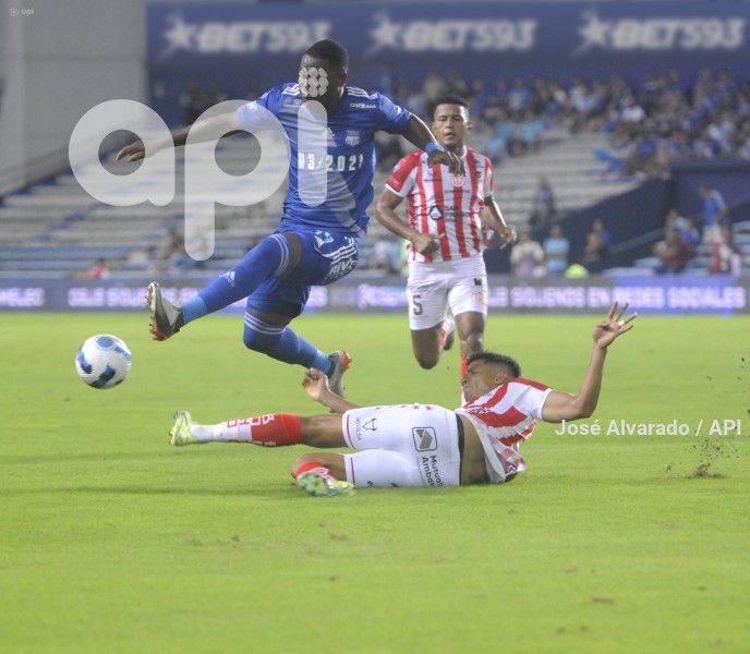 FBL-LIGAPROBET593-EMELEC-TECNICOUNIVERSITARIO