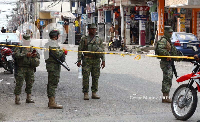 GYE-SEGURIDAD MILITAR