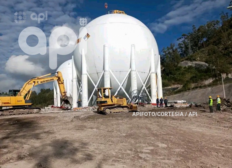 CUENCA-ESFERAS DE ALMACENAMIENTO GAS