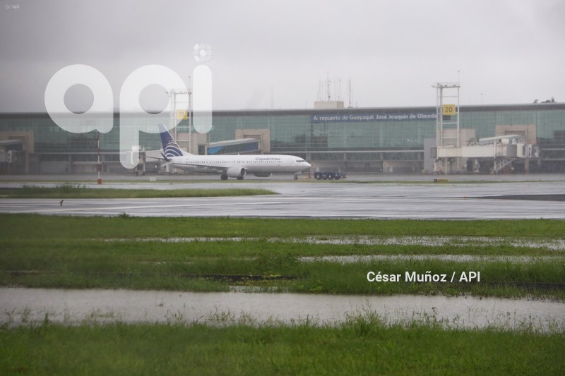 GYE-LLUVIA AEROPUERTO