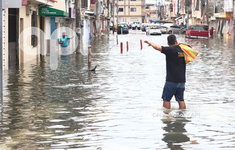 GYE-INUNDACIONES LLUVIA