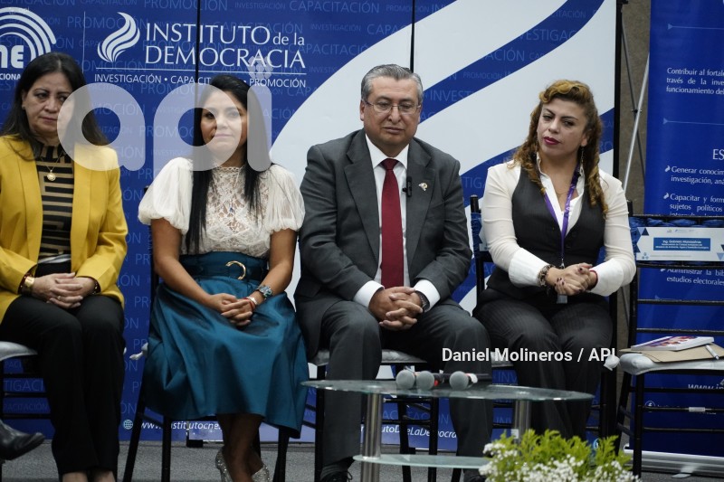 CAPACITACION-AUTORIDADES-ELEGIDAS