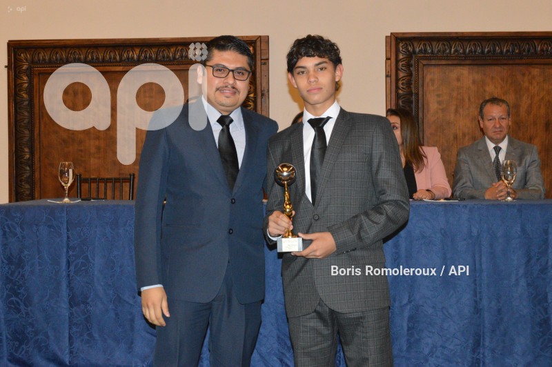CUENCA-PREMIACION MEJORES DEPORTISTAS AZUAY