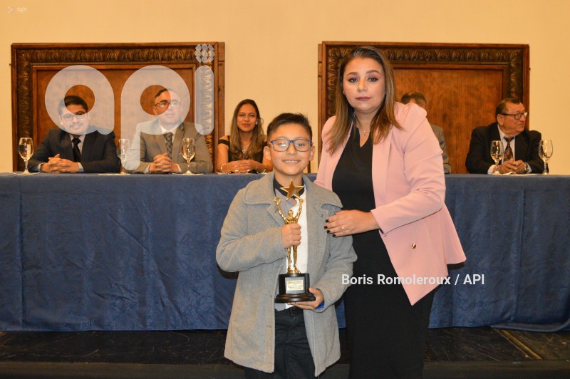 CUENCA-PREMIACION MEJORES DEPORTISTAS AZUAY