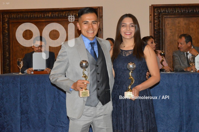 CUENCA-PREMIACION MEJORES DEPORTISTAS AZUAY