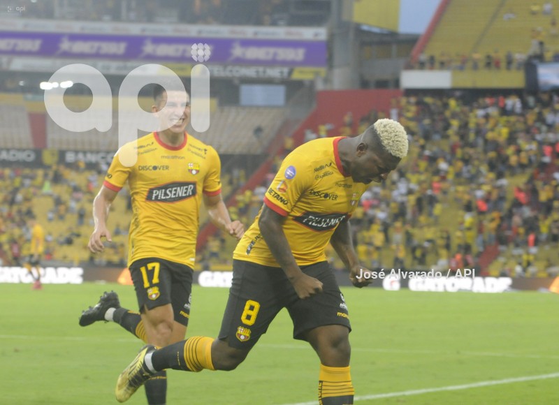 FBL-LIGAPROBET593-BARCELONA-MUSHUCRUNA