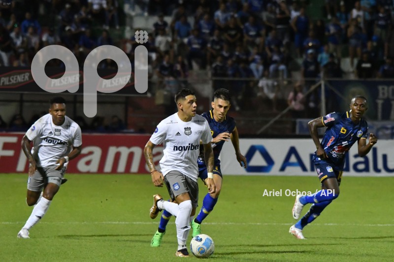 FBL-LIGAPRO-DELFIN-EMELEC