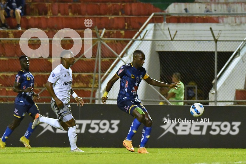 FBL-LIGAPRO-DELFIN-EMELEC