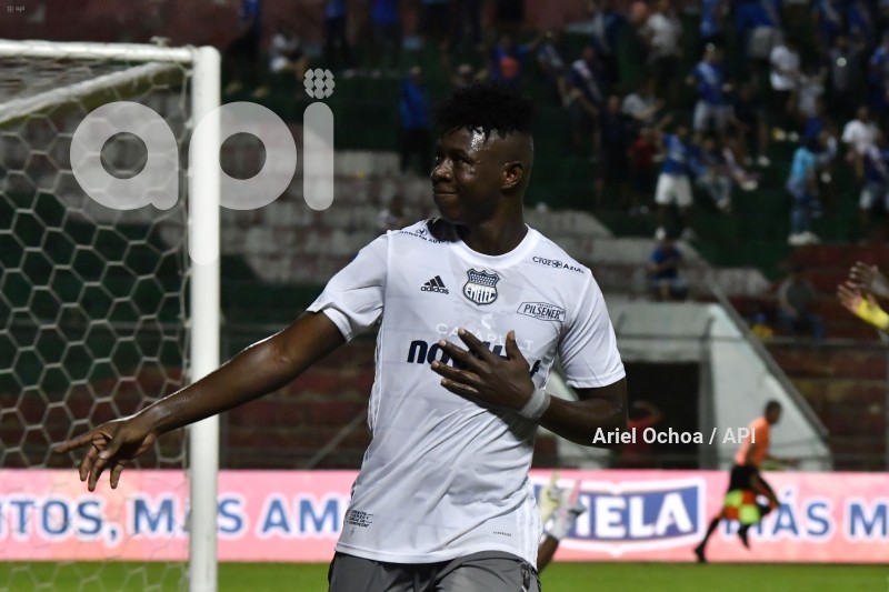 FBL-LIGAPRO-DELFIN-EMELEC