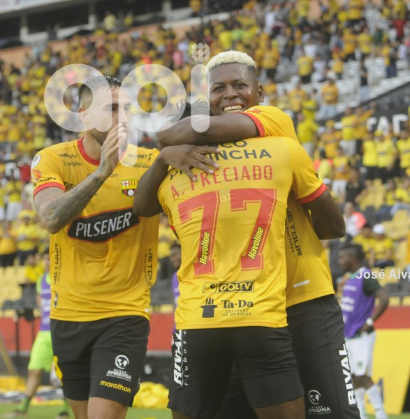 FBL-LIGAPROBET593-BARCELONA-MUSHUCRUNA