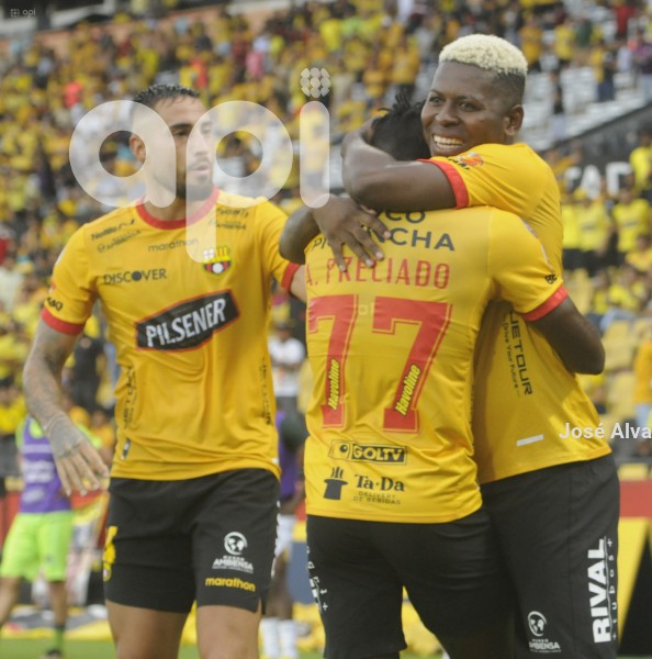 FBL-LIGAPROBET593-BARCELONA-MUSHUCRUNA