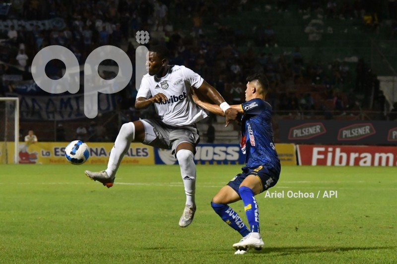 FBL-LIGAPRO-DELFIN-EMELEC