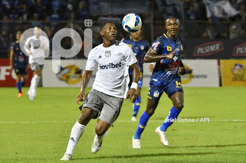 FBL-LIGAPRO-DELFIN-EMELEC