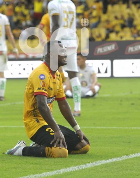 FBL-LIGAPROBET593-BARCELONA-MUSHUCRUNA