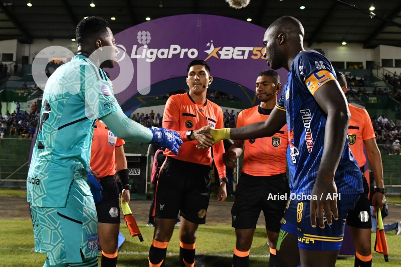 FBL-LIGAPRO-DELFIN-EMELEC