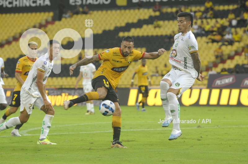 FBL-LIGAPROBET593-BARCELONA-MUSHUCRUNA
