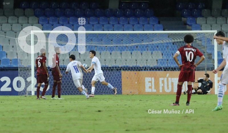 FBL-SUB17-VENEZUELA-PARAGUAY