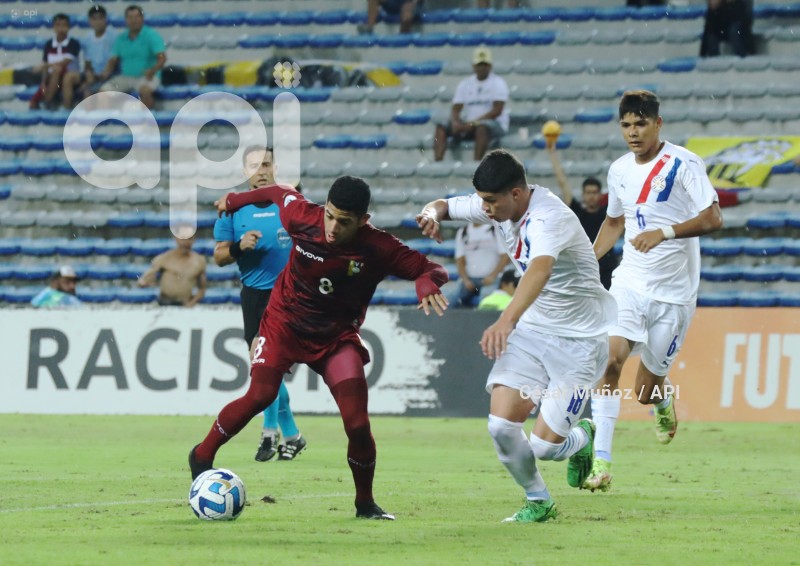 FBL-SUB17-VENEZUELA-PARAGUAY