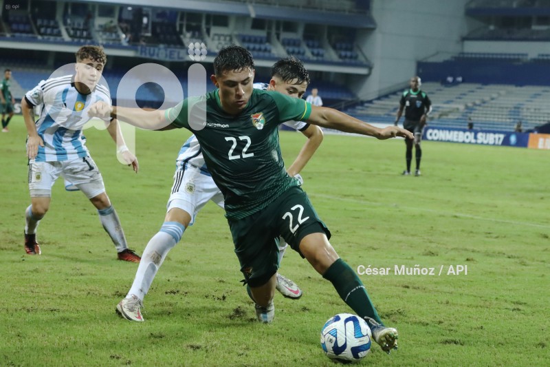 FBL-SUB17-BOLIVIA-ARGENTINA