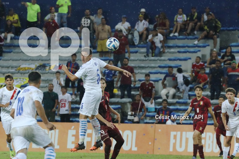 FBL-SUB17-VENEZUELA-PARAGUAY