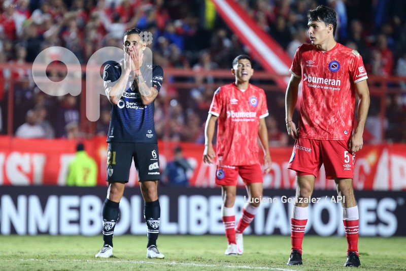 FBL-LIBERTADORES-ARGENTINOS JR - INDEPENDIENTE 