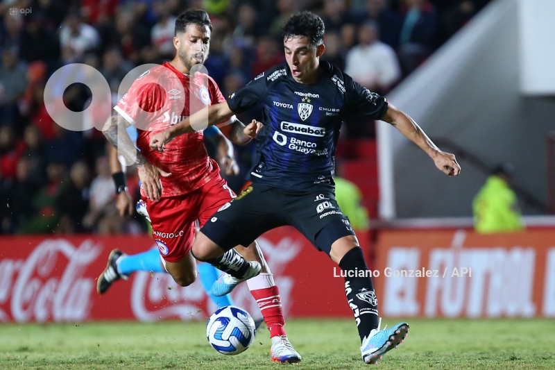 FBL-LIBERTADORES-ARGENTINOS JR - INDEPENDIENTE 