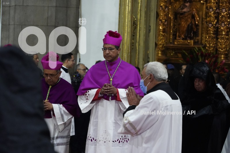 ARRASTRE-CAUDAS