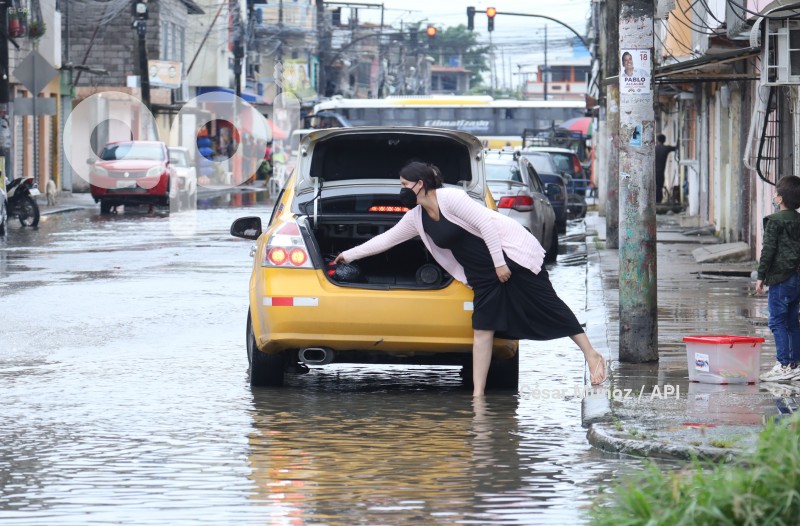 GYE-LLUVIA