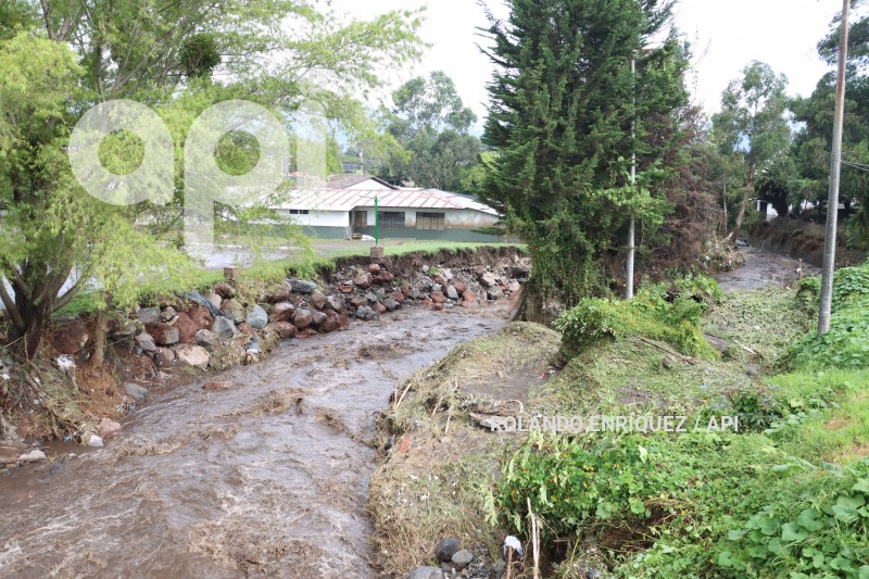 DESBORDAMIENTO-RIO-PITA-VALLE-CHILLOS