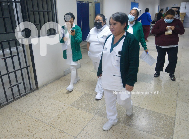 CUENCA-NUEVOS ENFERMEROS-HOSPITAL VICENTE CORRAL MOSCOSO