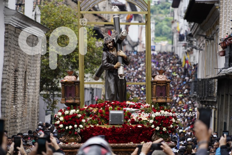 PROCESION-JESUS-GRAN-PODER