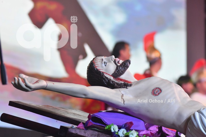 MANTA-VIA-CRUSIS-SEMANA-SANTA