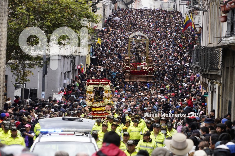 PROCESION-JESUS-GRAN-PODER