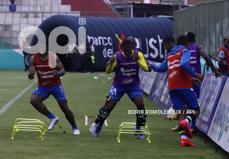 FBL-LIGAPRO-GUALACEO-TECNICO UNIVERSITARIO