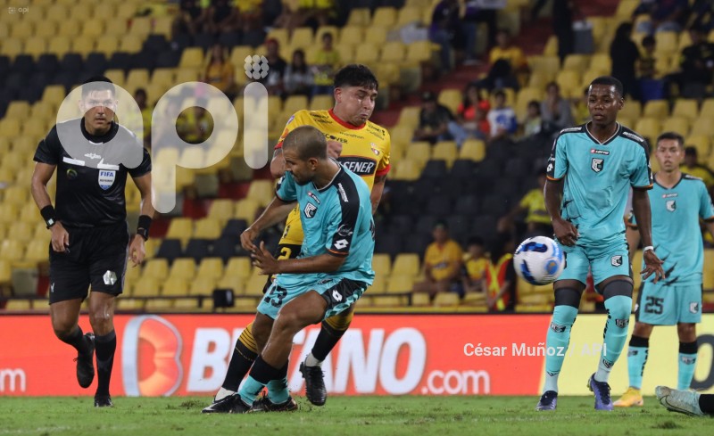 FBL-LIGAPRO-BARCELONA-CUMBAYA