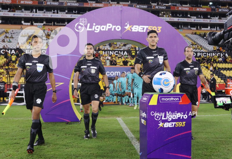 FBL-LIGAPRO-BARCELONA-CUMBAYA