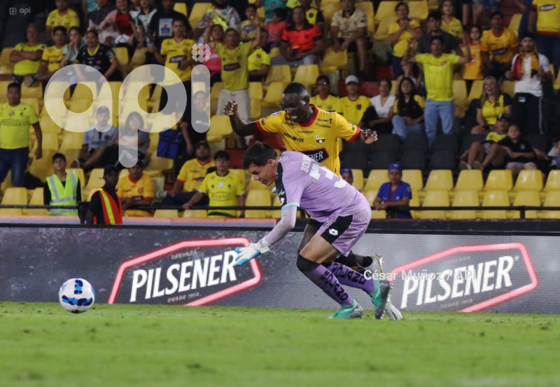 FBL-LIGAPRO-BARCELONA-CUMBAYA