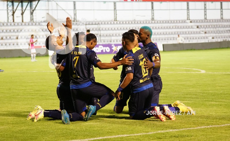 FBL-LIGA-PRO-BET593-SERIE-B-CHACARITAS-INDEPENDIENTE-JR-