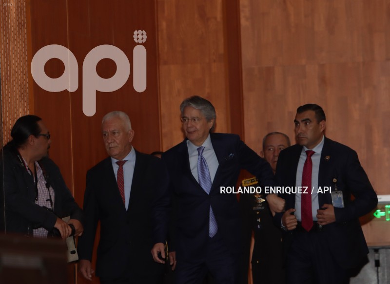 ACADEMIA-GUERRA-PRESIDENTE-LASSO