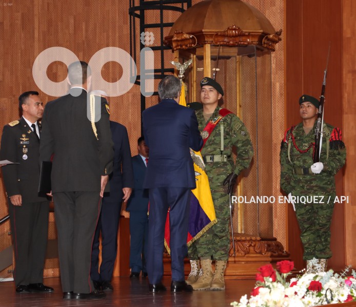 ACADEMIA-GUERRA-PRESIDENTE-LASSO