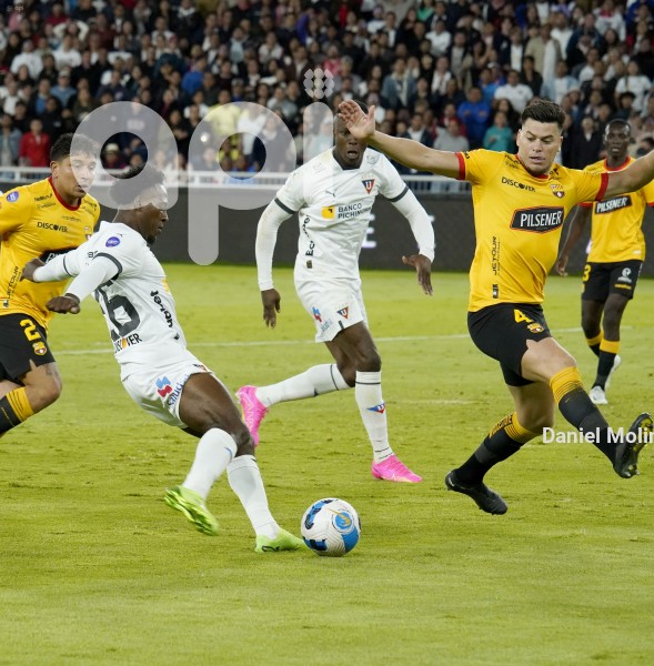 FBL-LIGAPRO-BET593-LIGA-BARCELONA