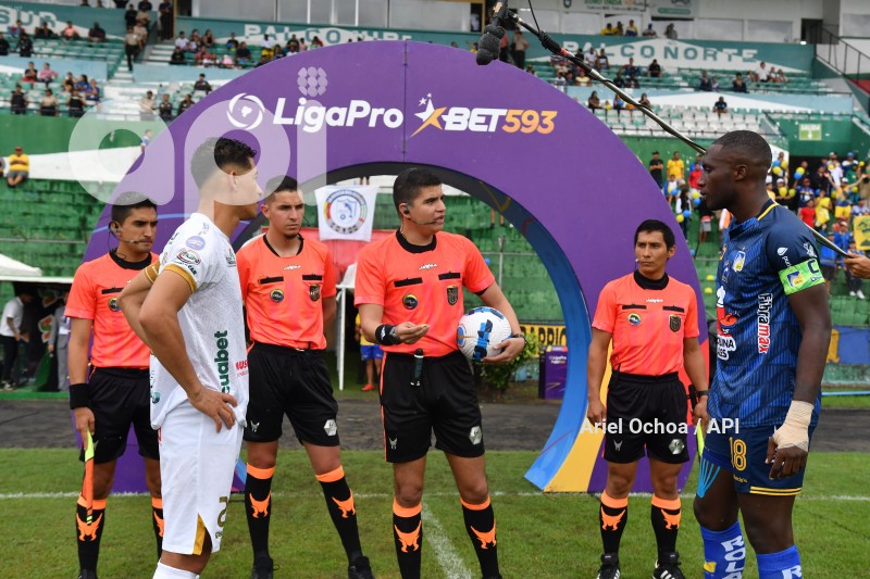 FBL-LIGAPRO-DELFIN-MUSHUC RUNA