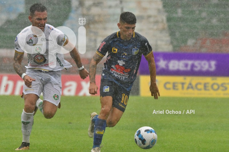 FBL-LIGAPRO-DELFIN-MUSHUC RUNA
