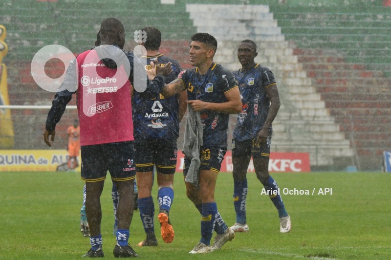 FBL-LIGAPRO-DELFIN-MUSHUC RUNA