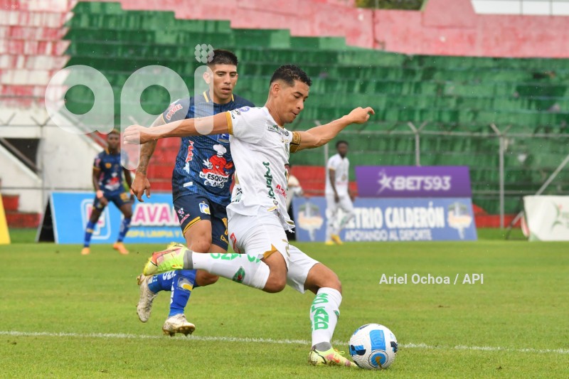 FBL-LIGAPRO-DELFIN-MUSHUC RUNA