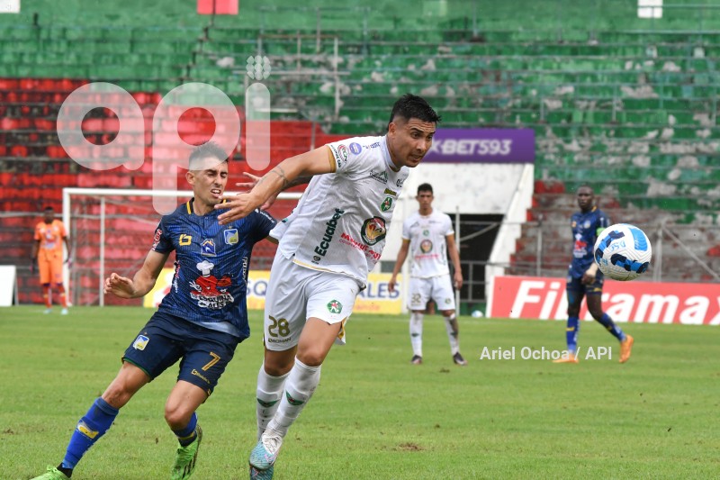 FBL-LIGAPRO-DELFIN-MUSHUC RUNA